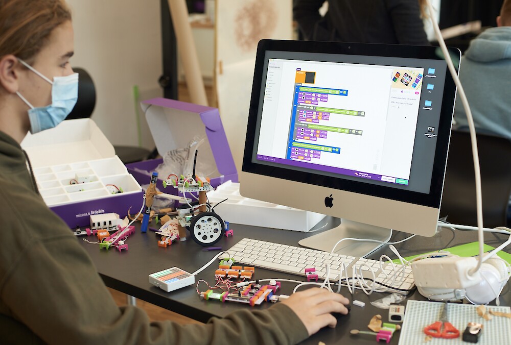 Bildname: folkwang-cfce-paint_your_music-kguvp1