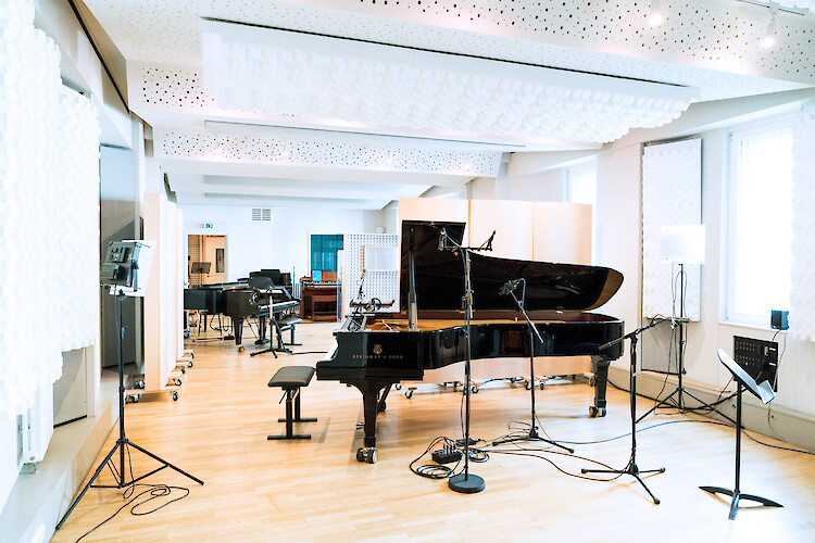 Bildname: folkwang-cfce-institut_fur_computermusik_und_elektronische_medien_icem_-ngazth